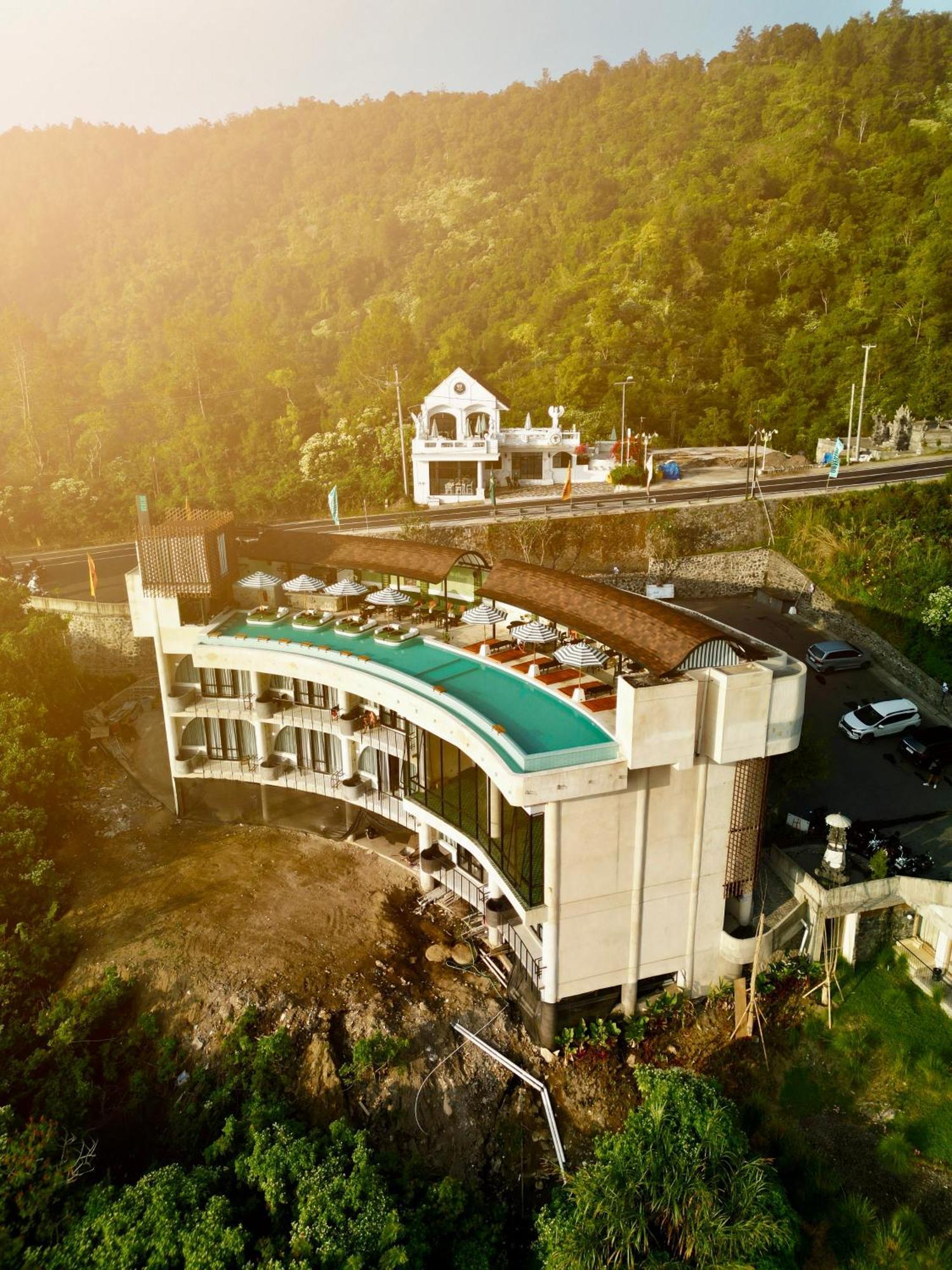 Desa Oculus Resort Kintamani (Bali)