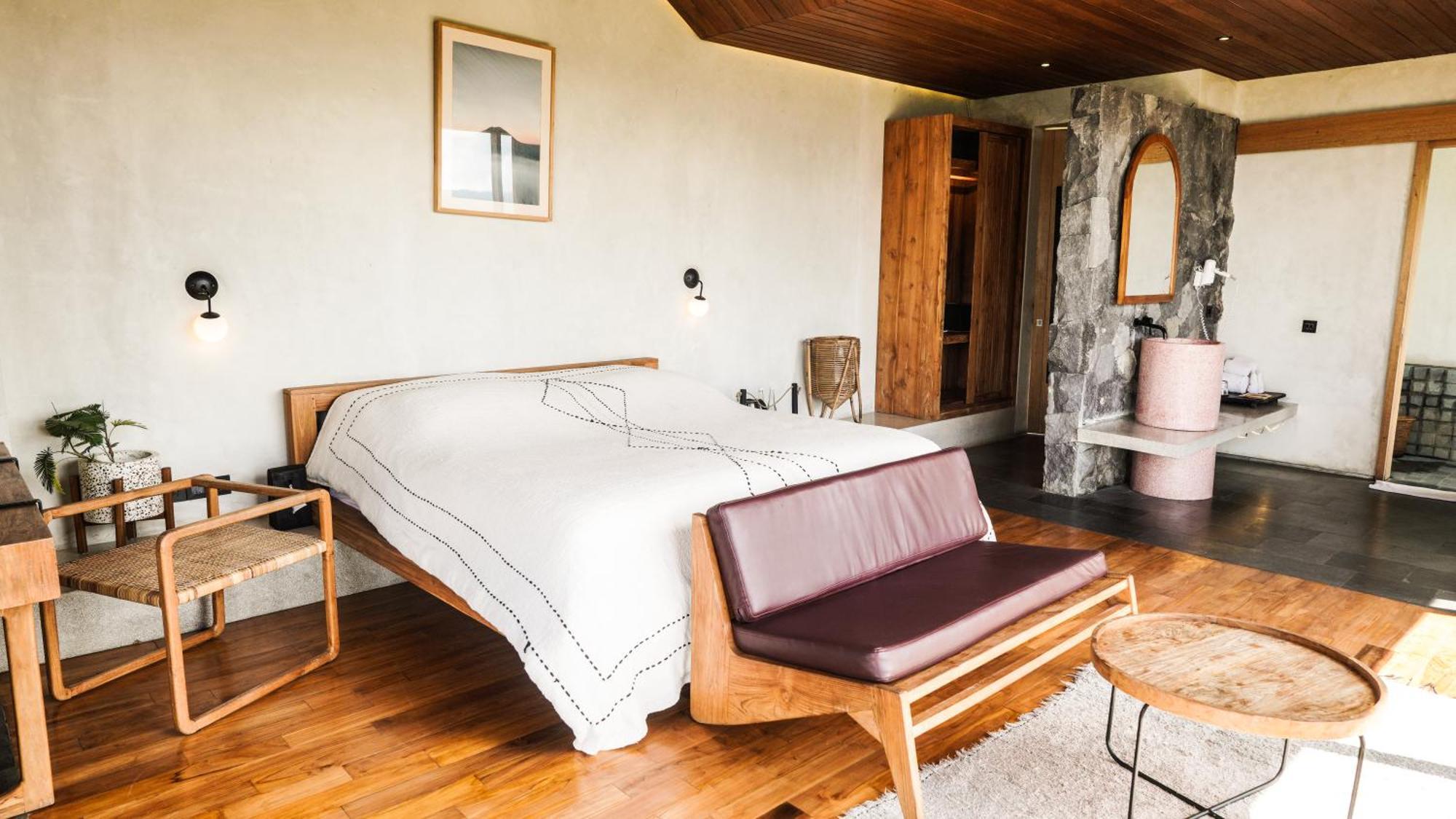 Oculus Bali 4*